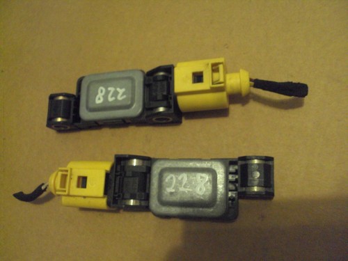 Audi A6 4B C5 Querbeschleunigungs- Crashsensor Seitenaufprallsensor  2 stück
