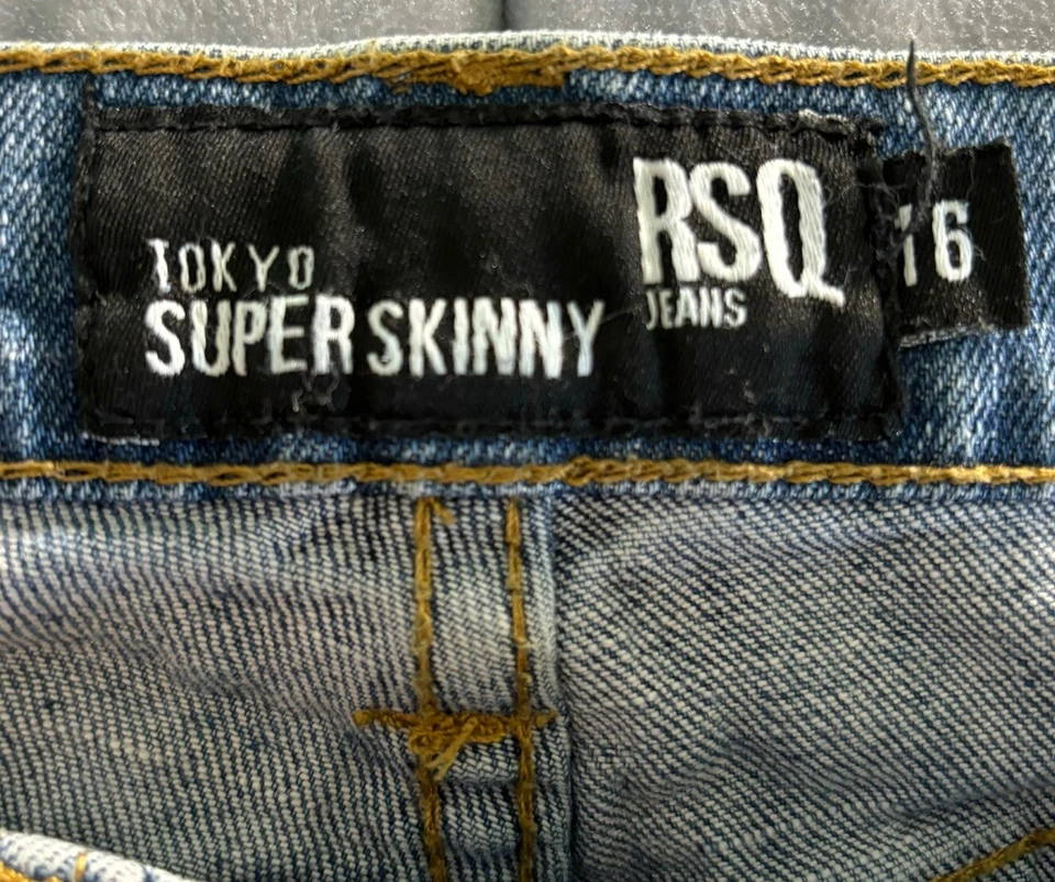 Pantalones de mezclilla RSQ para niños 16 Tokyo ajuste súper ajustados azul lavado mediano Foto 2 de 4