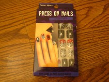 1 FRIGHT NIGHT SPIDER WEB HALLOWEEN 24 Pre-Glued Press On Nails NIB