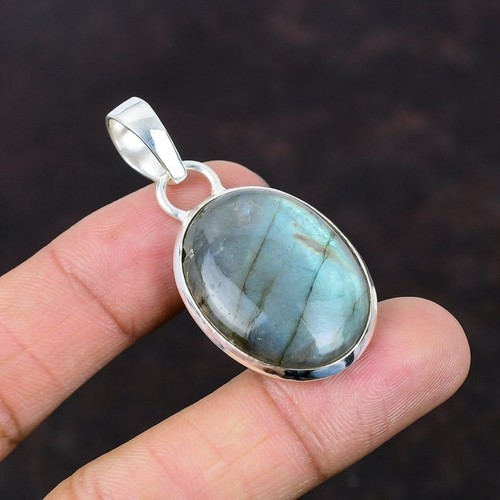 925 Sterling Silver Handmade Jewelry-Natural Labradorite Oval Bezel Set Pendant