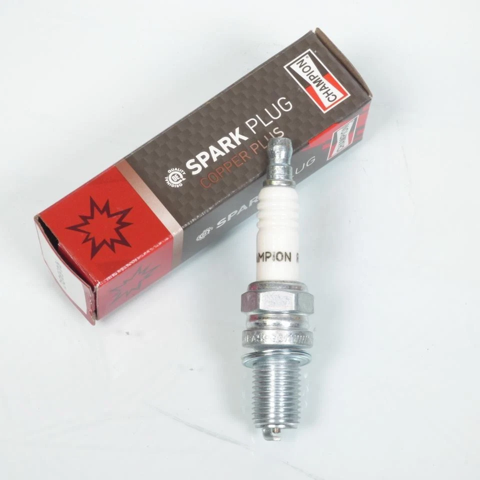 Bougie d'allumage Champion pour Moto Ducati 996 St4 S 2001 à 2006 - Photo 1/1