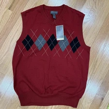 Saddlebred Men's Red Argyle V-Neck Sweater Vest Medium NWT