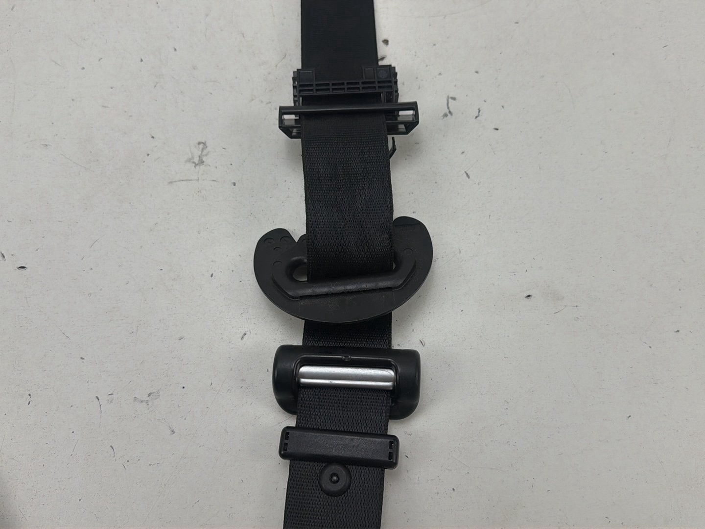 Maserati Ghibli 2014-2017 Front Left Seat belt retractor P/N 627069200