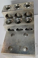 1 NEW ILSCO D3984 4 HOLE 6 PORT ALUMINUM PANELBOARD LUG NNB ***MAKE OFFER***