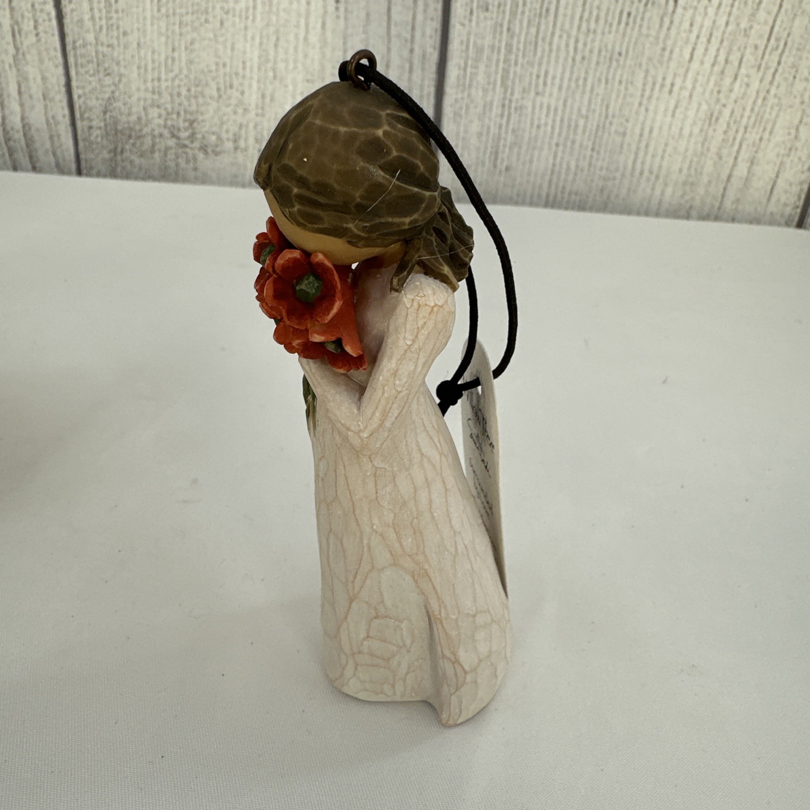 Willow Tree Ornament Surrounded by Love Susan Lordi Demdaco Angel 27274