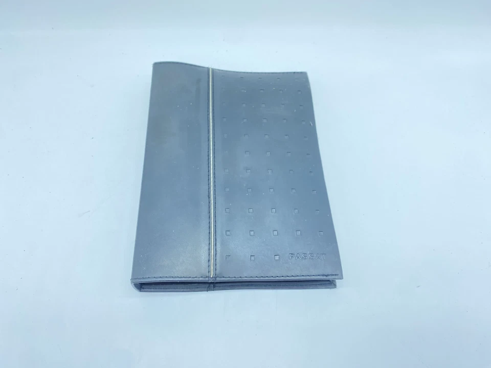 LIBRETTO USO E MANUTENZIONE VOLKSWAGEN PASSAT 2002 ITALIANO ORIGINALE - Immagine 2 di 3