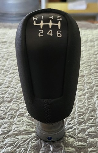 30759051 POMELLO MANOPOLA CAMBIO IN PELLE CON INTARSIO V50 S40 (04), C30 VOLVO