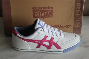asics tiger aaron