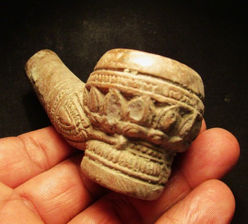 RARE OLD THAI LANNA CLAY TOBACCO PIPE - Picture 5 of 9