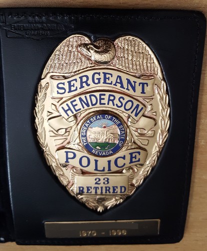 henderson nv sgt retired police badge with original case and