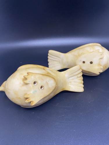 Pair Of Beige And Gold Dove Figurines Possibly Acrylic Or Alabaster - Picture 6 of 6