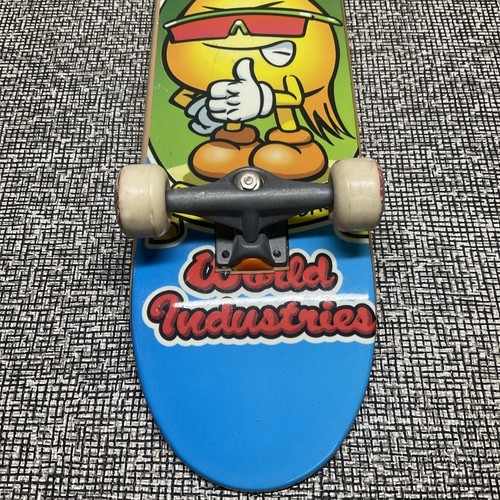 Tech Deck World Industries Handboard Flame Boy come Mullet Boy 10,75" - Foto 2 di 11