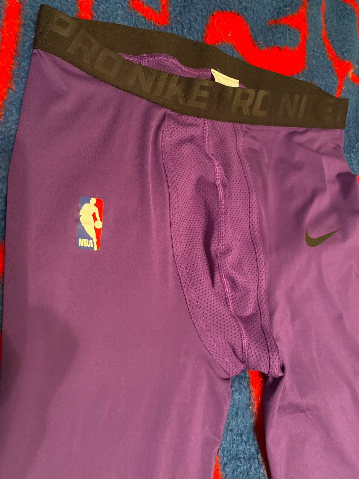 Purple Lakers NBA issued 3/4 Tights With Knee Pads XL… Gem