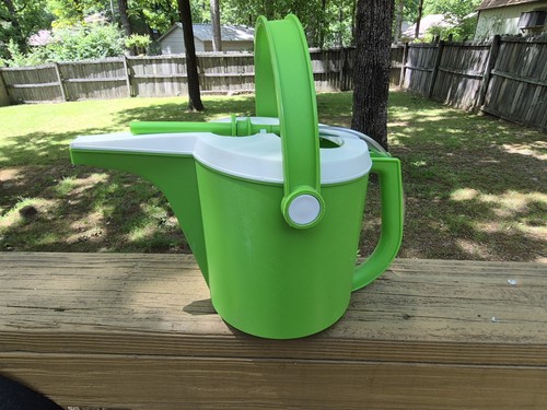 TUPPERWARE VINTAGE GREEN & WHITE WATERING CAN 11" TALL