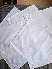 Wei&szlig;e Stoffservietten quadratisch, bestickt, klassische Stickerei, 7teilig