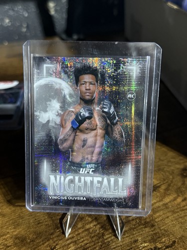 Vinicius Oliveira #NF-5 2025 Topps Midnight UFC Nightfall card