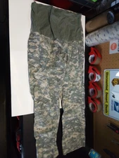 GENUINE US MILITARY MATERNITY UTILITY WORK UNIFORM SLACKS. ACU CAMO SIZE 10 REG