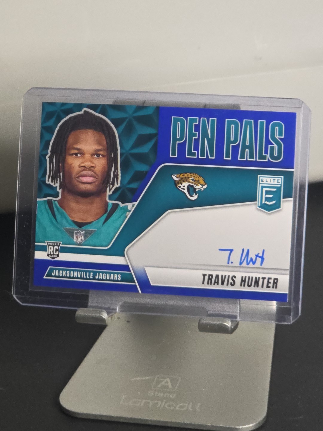 2025 Panini Donruss Elite Travis Hunter Pen Pals Rookie Auto Blue Ink Jaguars