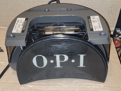 OPI-AXXIUM GEL SYSTEM Uv Light Lamp Model AX900 Professional Use