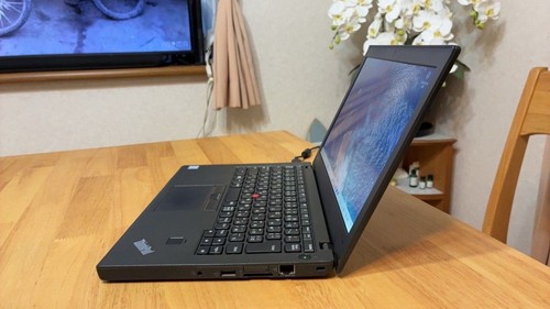 Lenovo ThinkPad X270 Core i5-6300U 2.40GHz RAM 8GB SSD 250GB 12.5 in Win 11 Pro - Picture 6 of 14