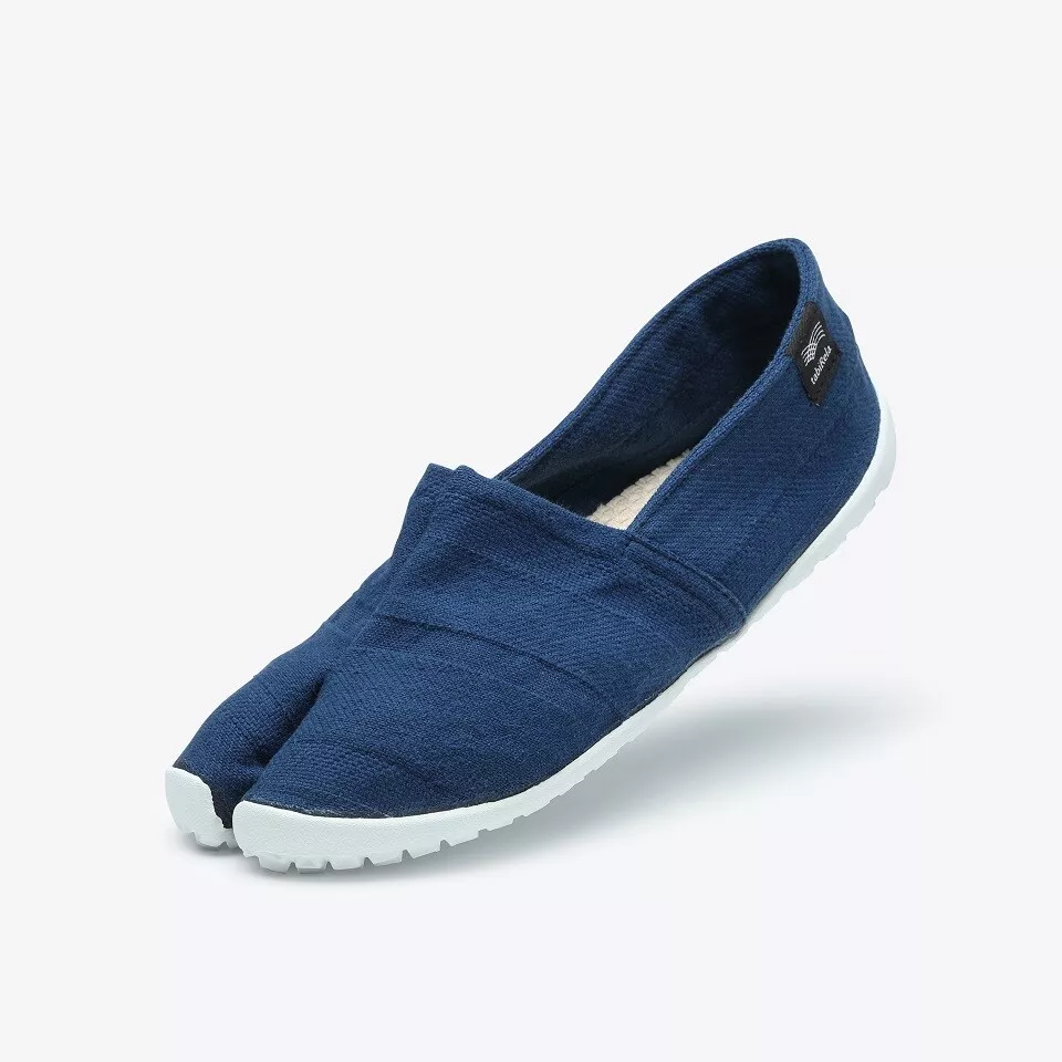 Marugo tabiRela Nagi Sizes 22-28cm Tabi Shoes Tabi type sneakers Japan