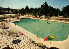 CPM AK Lisboa Camping Monsanto Piscinas PORTUGAL (1342324)