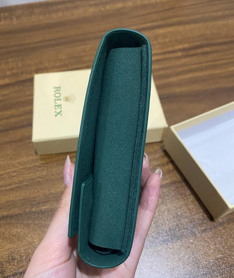 curryking　ロレックスレザーケース Authentic Rolex Leather Watch Travel Case Pouch Service Center NIB