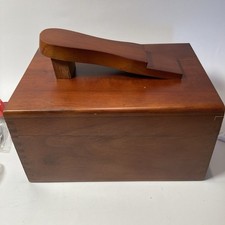 Kiwi Shoe Polish Box With Polish Applicator Brush Shoe Horn Polish Cloth
