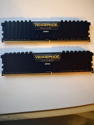 Corsair Vengeance LPX DIMM 8GB DDR4-3000 2x4GB Tested Working