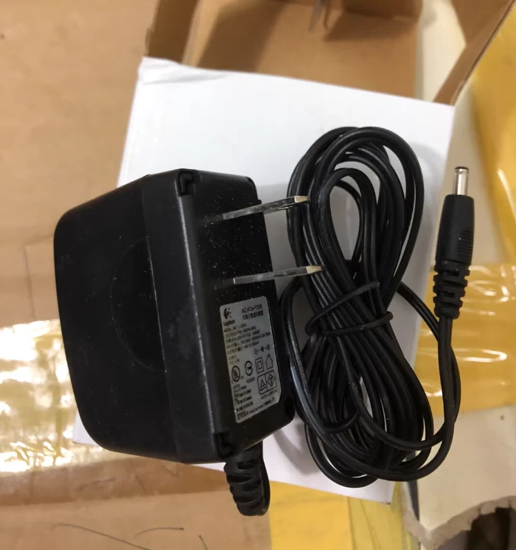 Logitech DSA-0051-07 FUS 80050F 8V 0.5A 3.5*1.35 Netzteil-Ladegerät - Bild 2 von 2