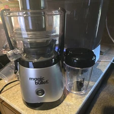 Magic Bullet Mini Juicer For Fruit Vegetable 400-Watt Silver Black MB-BX529-23