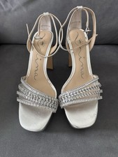Nina 8M Silver Rhinestone Strappy Block Heel Platform Sandals.