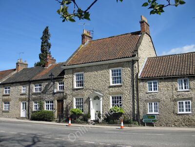 Photo 12x8 A170 passing along Bridge Street Helmsley The market town of He c2011