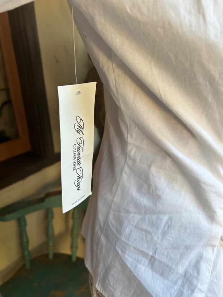 NUEVO Sexy Corsé Blanco Top Volantes Camisa Esmoquin Larga Pequeña Renacimiento Colleen López Foto 3 de 4