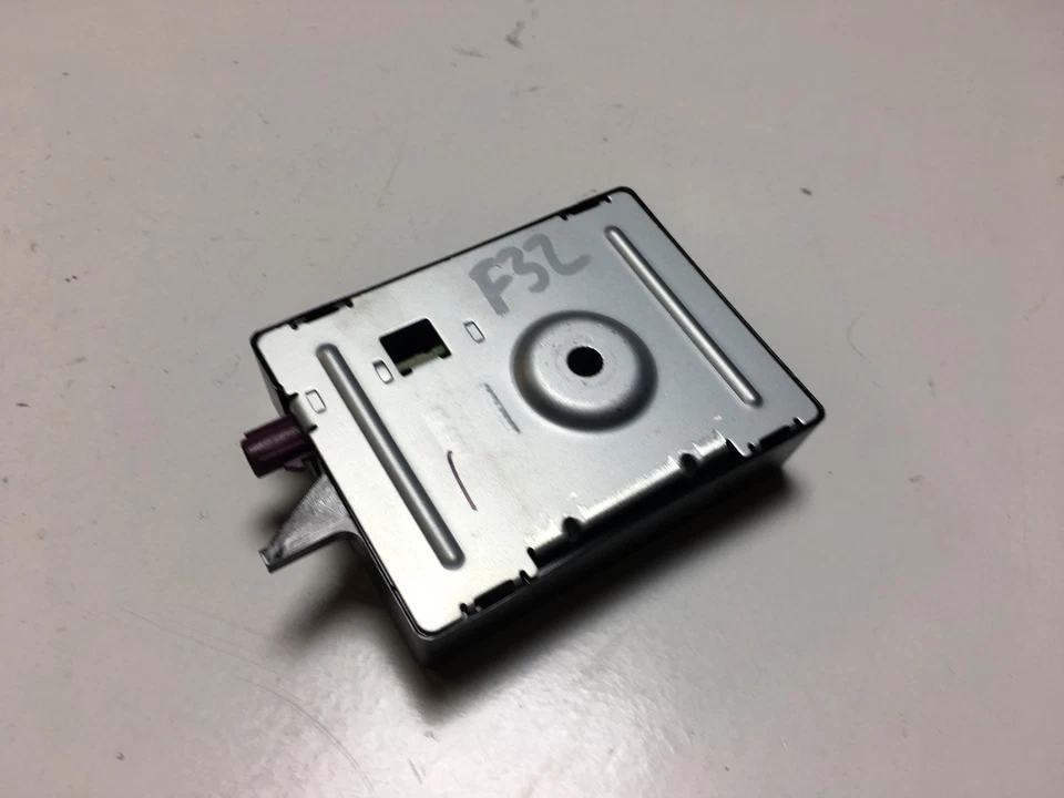 BMW 4 SERIES F32 420D RADIO ANTENNA CONTROL BACK UP MODULE 9230911 2012-2017🌟 - Image 4 of 4