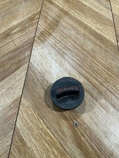 MERCEDES-BENZ CLK C208 Kraftstofftankdeckel 2204700005 3.20 Petrol 34570733