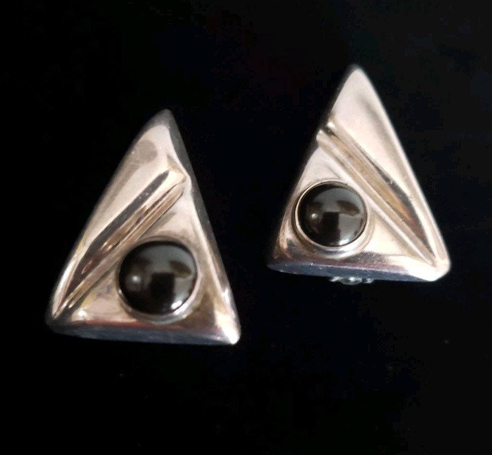 EARRINGS STERLING SILVER TRIANGLE PATTERN CLIP ON… - image 1