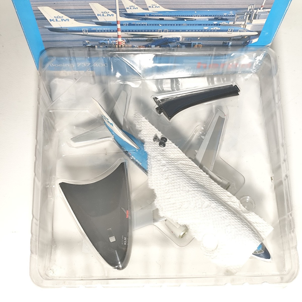 HERPA WINGS: HAPAG Lloyd Boeing 737-800 1:500 scale.Art-Nr. 511186 EUR 17,21 - DE