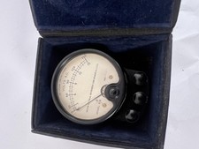 Vintage Weston Model 528 AC Voltmeter Gauge 0-150 Volts With Case Newark USA