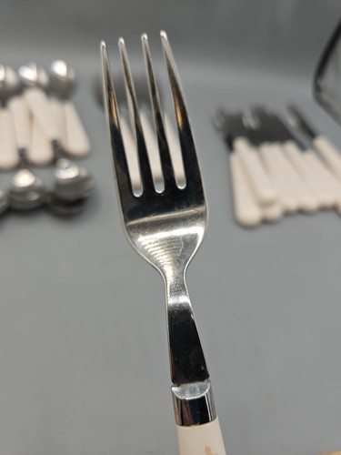 20 Lot Corelle ENGLISH BREAKFAST Corning Ware Silverware 4 Fork 8 Spoon Knife - Picture 9 of 10