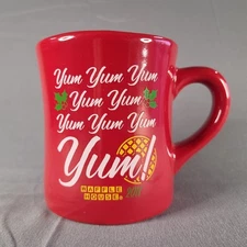 Tuxton Waffle House  ‘Tis The Season Yum! Christmas Coffee Mug 2018 EUC