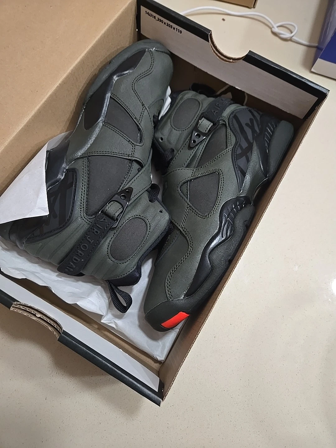 Taglia 5 5 Y 7W Air Jordan 8 Retro Take Flight