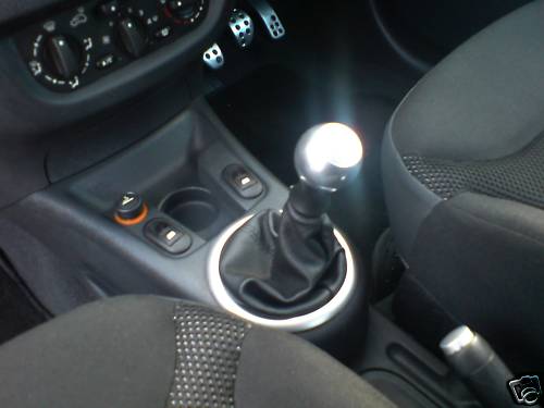 APTO PARA CITROEN C2 VTS VTR POLAINA NEGRA CUERO GENUINO POLAINA HECHA EN REINO UNIDO - Imagen 1 de 3