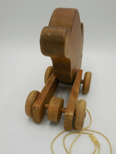 Wooden Rabbit Pull Toy Hopping Rabbit - Picture 3 of 4