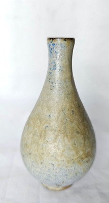 Kleine Vase skandinavische Studiokeramik Hurfellglasuroptik, ca. 50 er Jahre