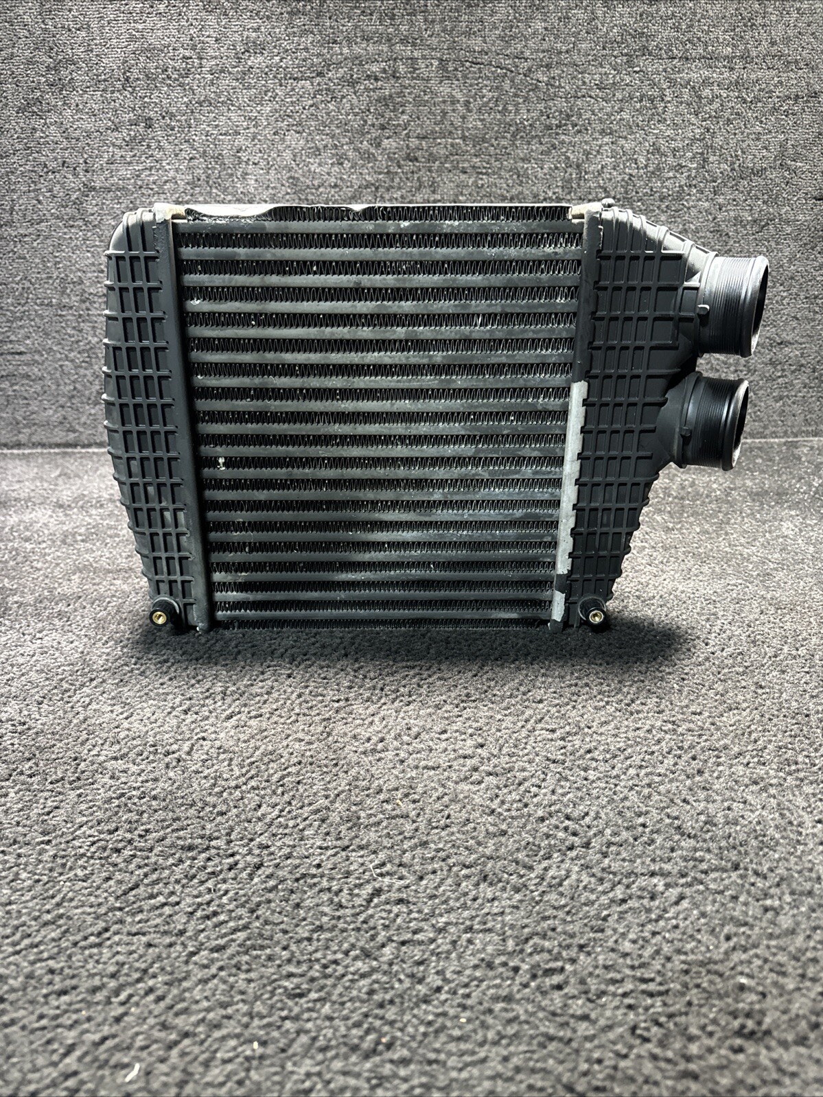 2014 Maserati Quattroporte Front Right Intercooler Radiator OEM 16474840