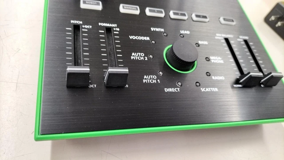 Roland VT-3 Voice Transformer AIRA Effect Processor from Japan - Image 3 of 4