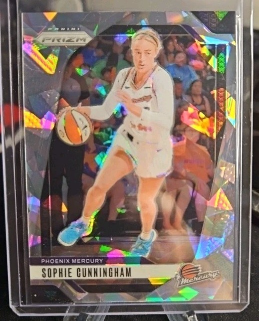 2024 WNBA Panini Prizm #117 - Sophie Cunningham - Cracked Ice Prizm! 