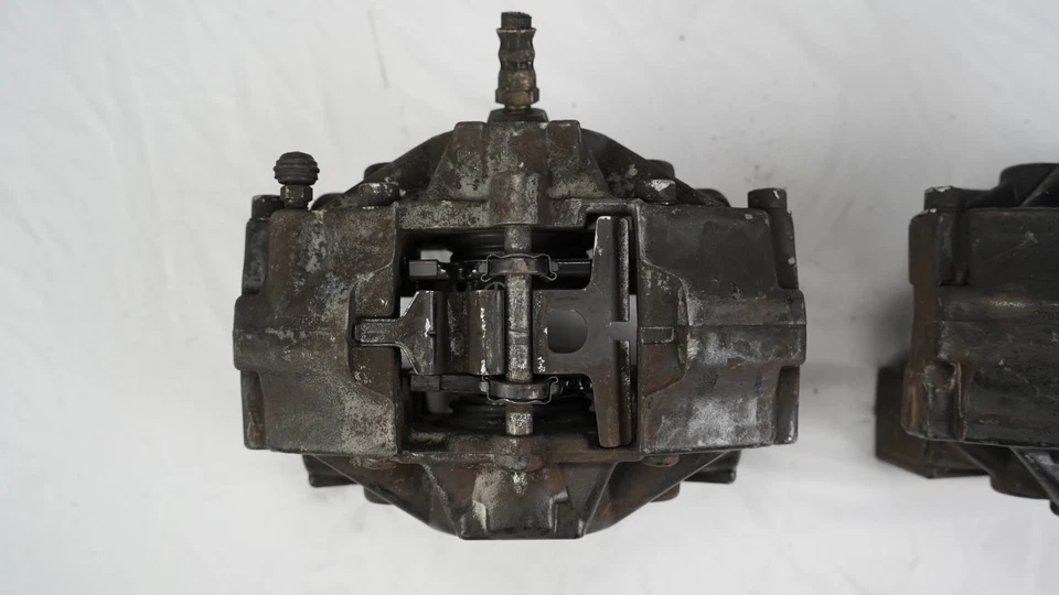 OEM 2000-2002 Mercedes-Benz S430 S500 CL500 Rear Brake Calipers Left Right - Image 2 of 4