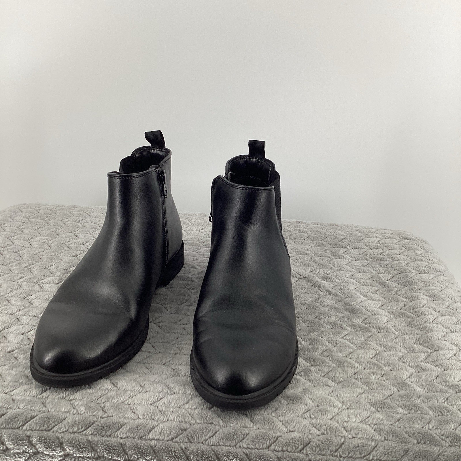 Cat & Jack Unisex Kids Black Chelsea Ankle Boot Faux Leather Zip Zipper 4 image 2